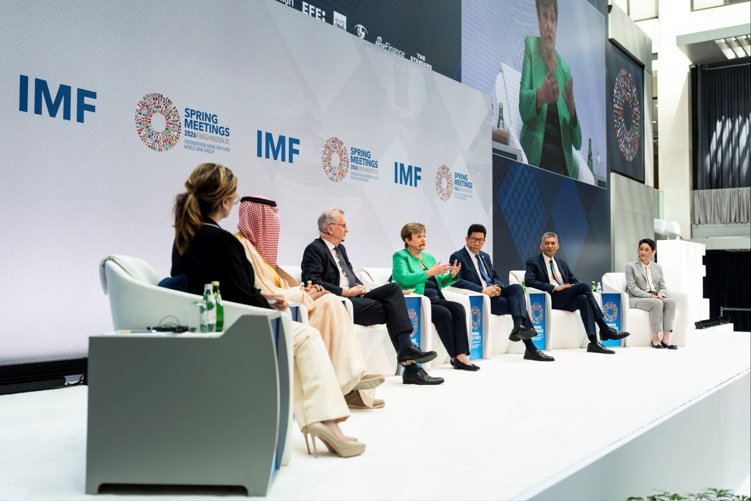 Thailand Navigates Global Economic Volatility: Turning Crisis into Opportunity for New Horizons