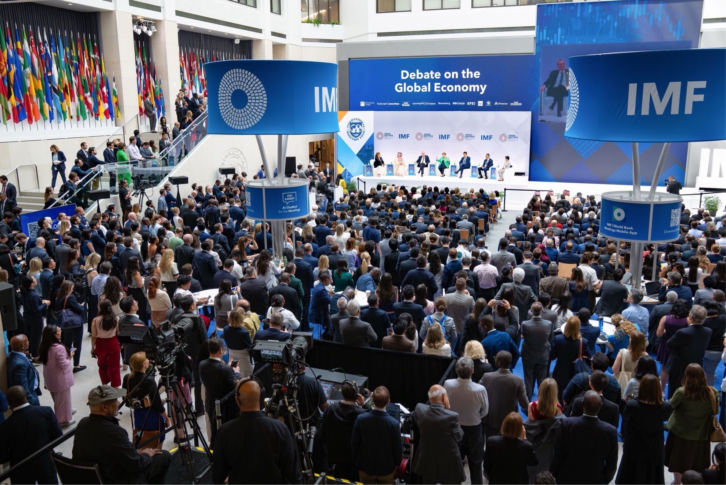 Thailand Navigates Global Economic Volatility: Turning Crisis into Opportunity for New Horizons