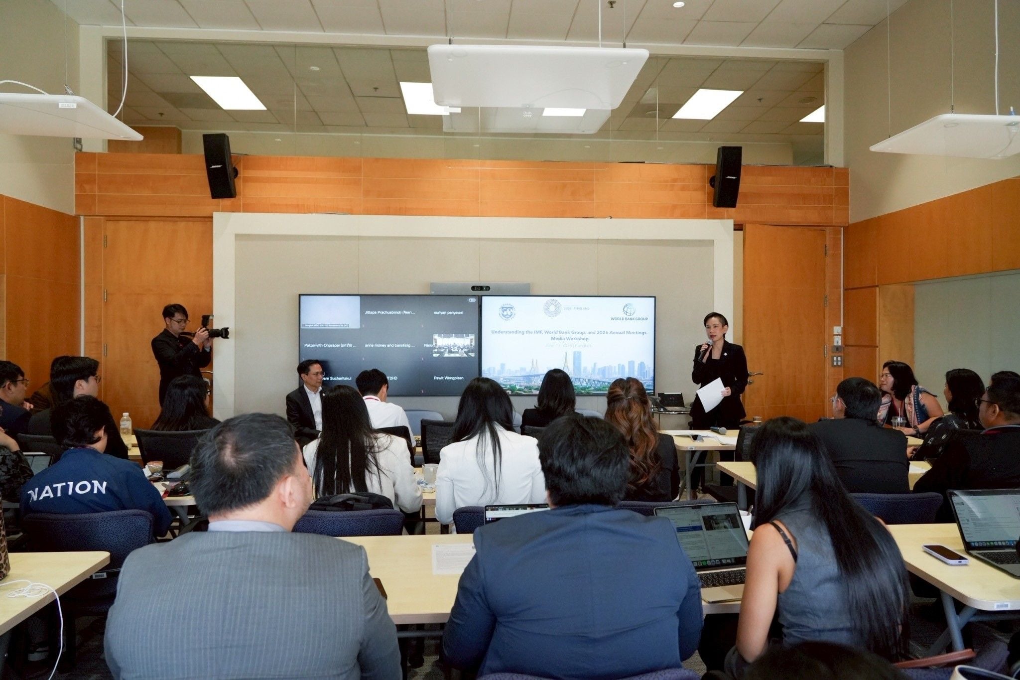The workshop featured presentations by Mr. Nadhavudh Dharmasiri, Deputy Director of Fiscal Policy Office (FPO), Ministry of Finance and Ms. Chayawadee Chai-Anant, Assistant Governor of Corporate Relations and Spokesperson of the Bank of Thailand (BOT).