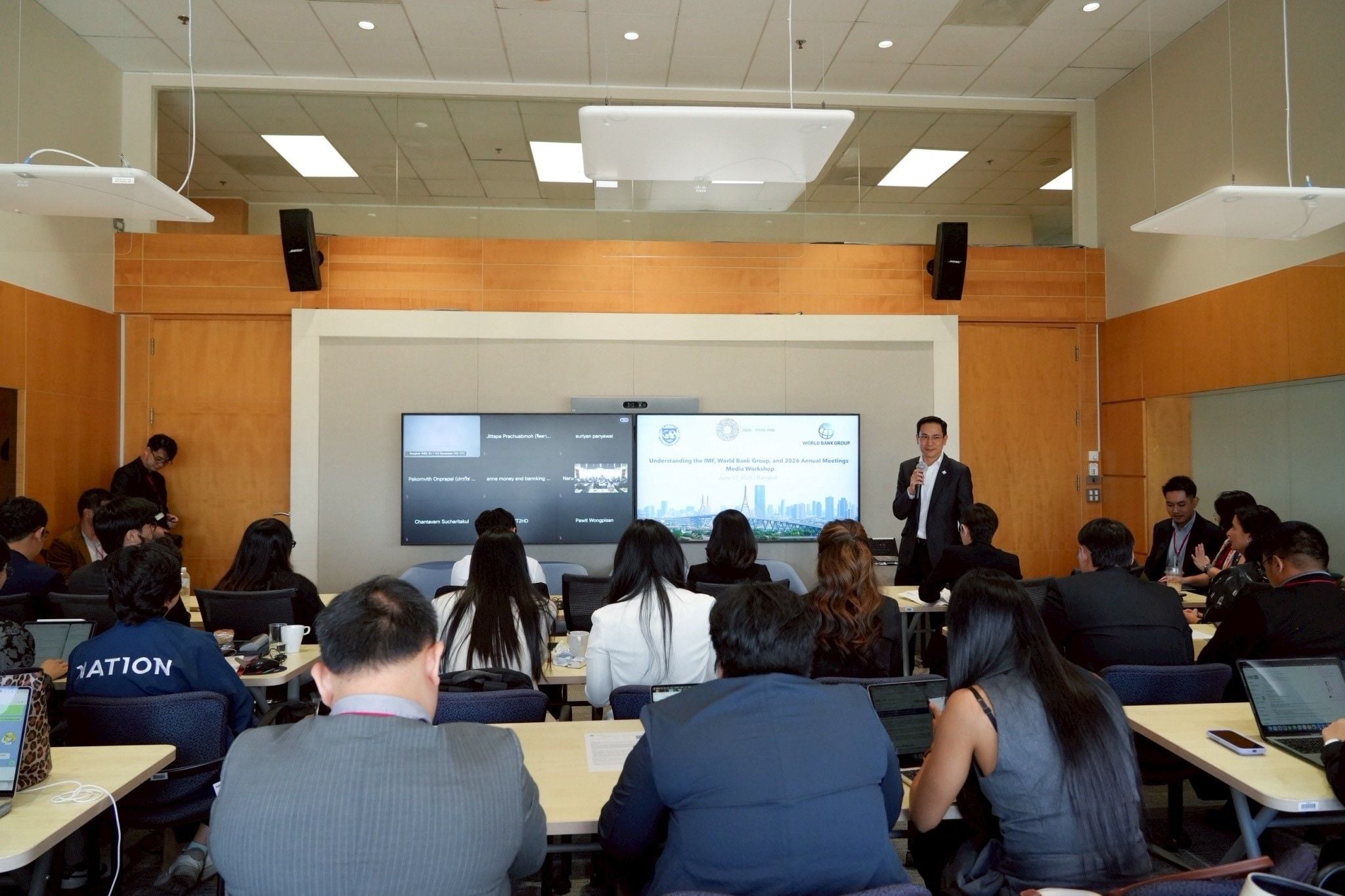 The workshop featured presentations by Mr. Nadhavudh Dharmasiri, Deputy Director of Fiscal Policy Office (FPO), Ministry of Finance and Ms. Chayawadee Chai-Anant, Assistant Governor of Corporate Relations and Spokesperson of the Bank of Thailand (BOT).