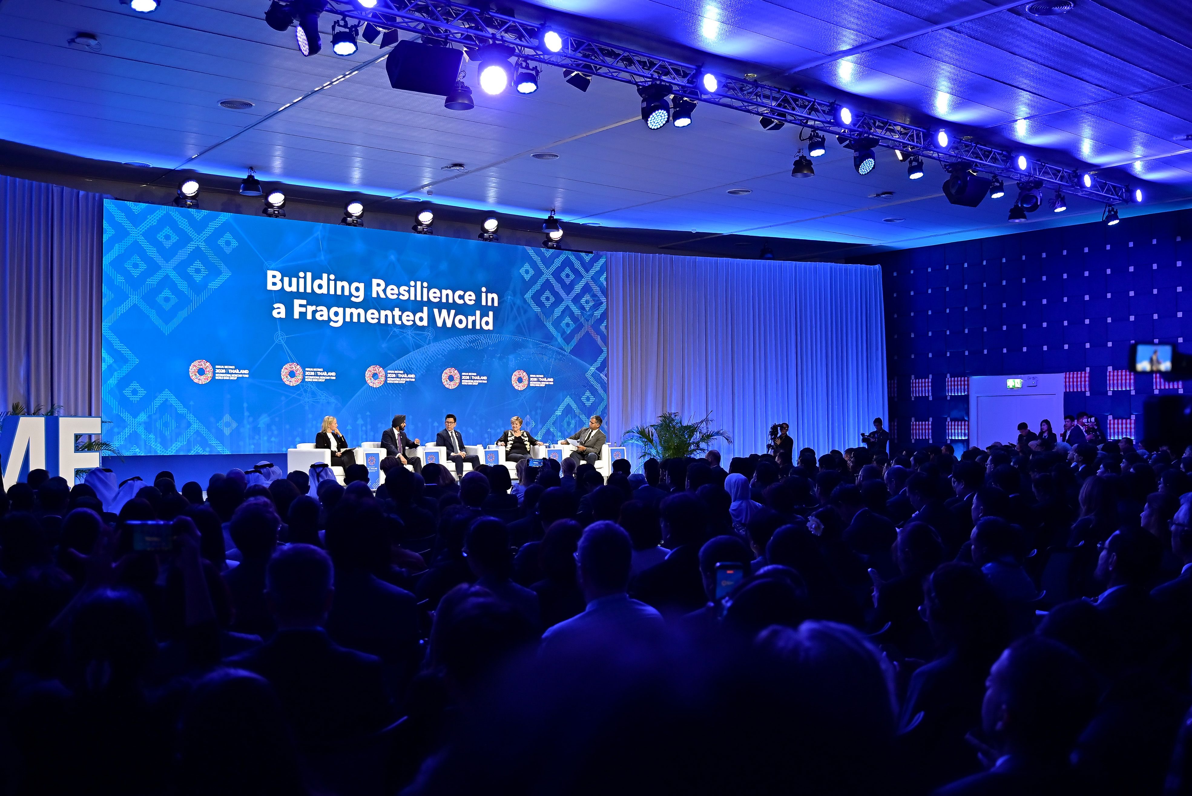Building Resilience in a Fragmented World