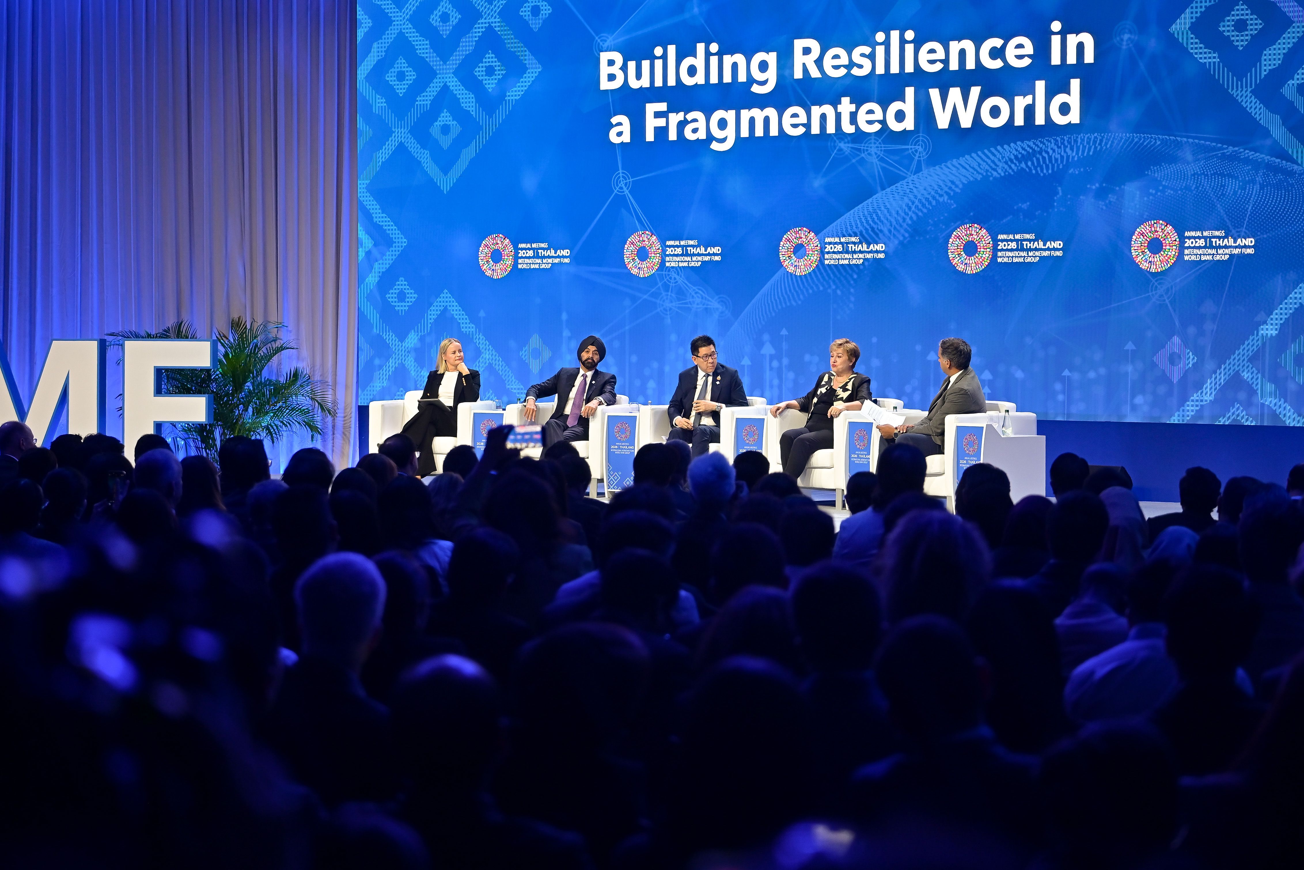 Building Resilience in a Fragmented World